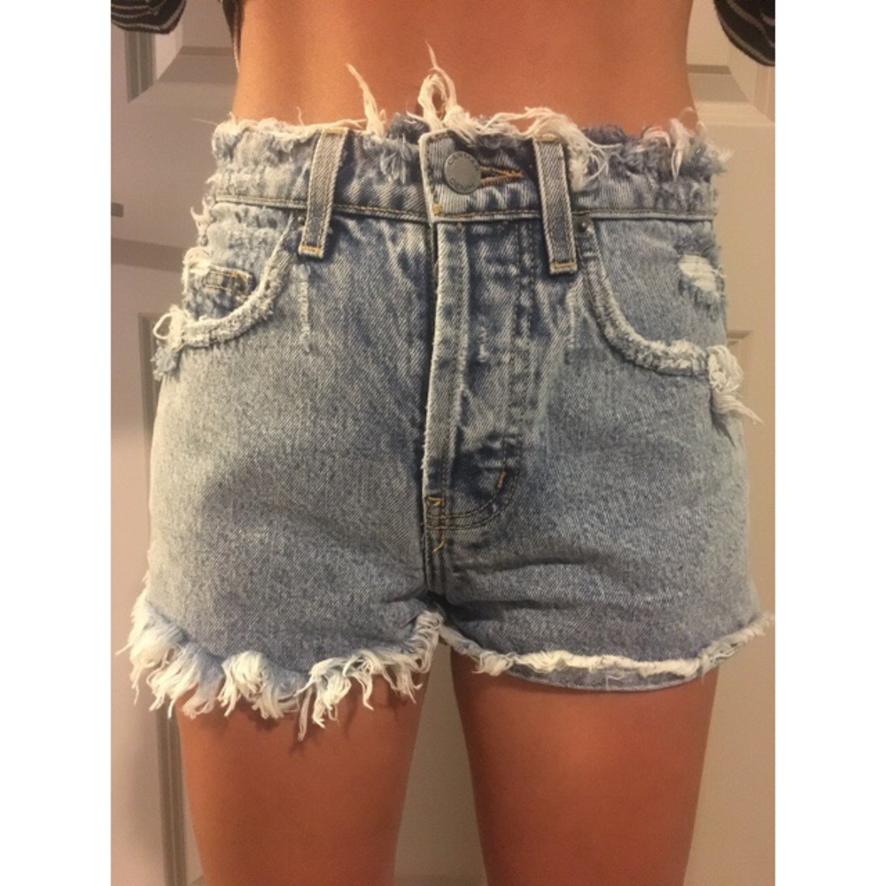 CARMAR LF JEAN SHORTS - Picture 1 of 3
